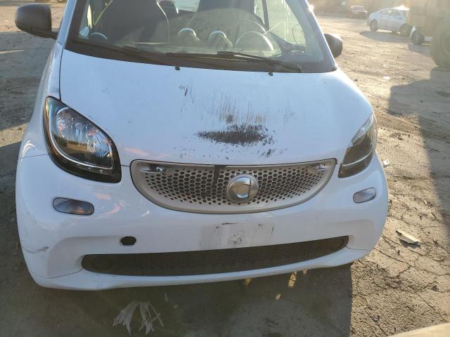 Photo 5 from auction – 2016 SMART FORTWO with VIN WMEFJ5DA1GK140159