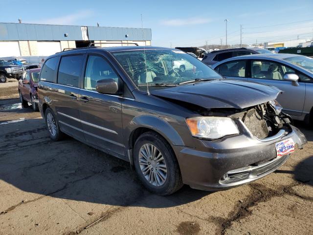 Photo 4 from auction – 2015 CHRYSLER TOWN & COU with VIN 2C4RC1CG9FR503926