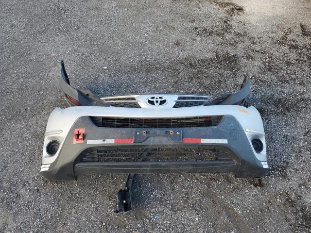 Photo 13 from auction – 2014 TOYOTA RAV4 LE with VIN 2T3ZFREV8EW080049