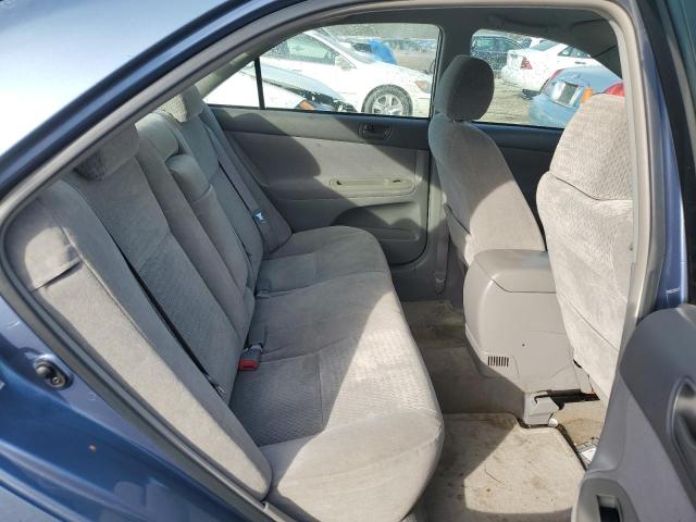 Photo 10 from auction – 2002 TOYOTA CAMRY LE with VIN 4T1BE32K42U564123
