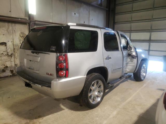 Photo 3 from auction – 2010 GMC YUKON DENA with VIN 1GKUKEEF7AR197546