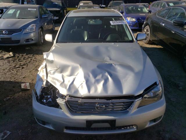 Photo 11 from auction – 2005 LEXUS IS 300 with VIN JTHBD192050100953