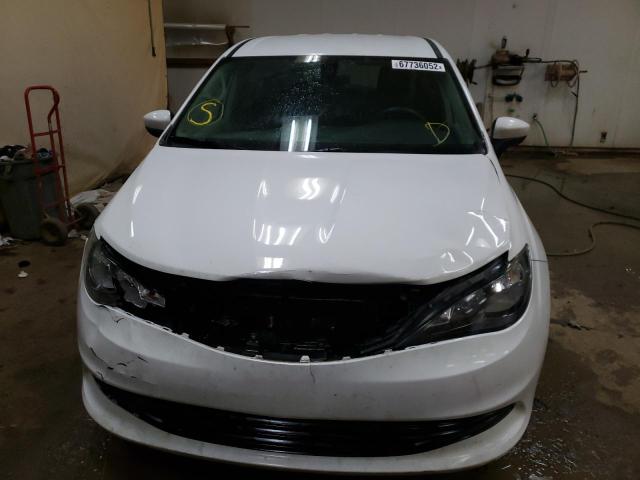 Photo 5 from auction – 2017 CHRYSLER PACIFICA T with VIN 2C4RC1DG4HR654030