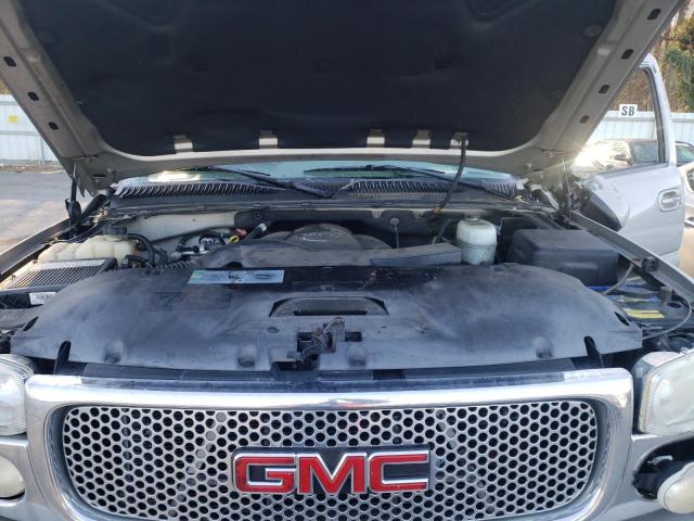 Photo 12 from auction – 2006 GMC YUKON with VIN 1GKFK66UX6J157219