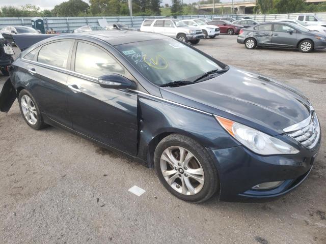 Photo 4 from auction – 2013 HYUNDAI SONATA SE with VIN 5NPEC4AC4DH597546