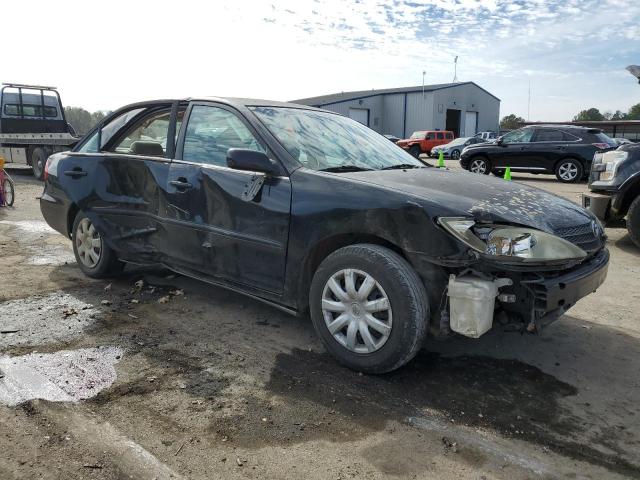 Photo 4 from auction – 2004 TOYOTA CAMRY LE with VIN 4T1BE30K24U330052