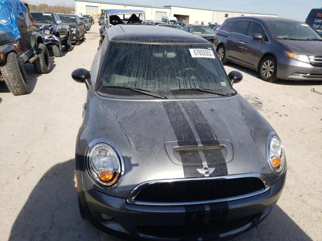 Photo 5 from auction – 2010 MINI COOPER S with VIN WMWMF7C5XATX42919