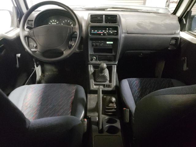 Photo 8 from auction – 1996 GEO TRACKER with VIN 2CNBJ1868T6900222