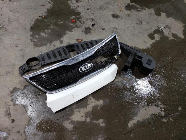Photo 13 from auction – 2014 KIA SORENTO LX with VIN 5XYKTCA65EG522788