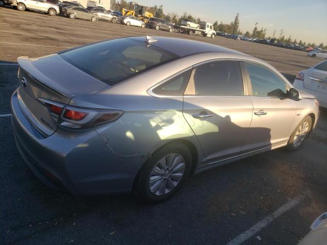Photo 3 from auction – 2016 HYUNDAI SONATA HYB with VIN KMHE24L14GA013992