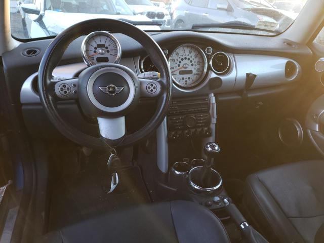 Photo 8 from auction – 2006 MINI COOPER with VIN WMWRC33516TK68308