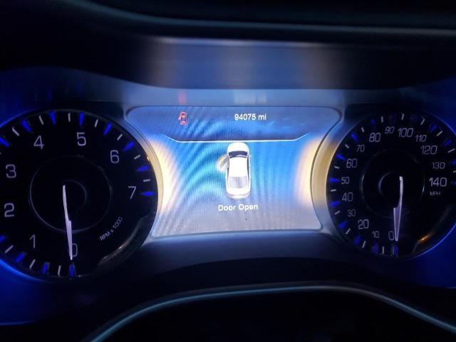 Photo 9 from auction – 2015 CHRYSLER 200 C with VIN 1C3CCCEG1FN639225