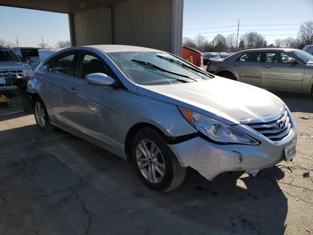 Photo 4 from auction – 2013 HYUNDAI SONATA with VIN 5NPEB4AC5DH520140