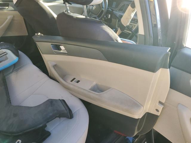 Photo 12 from auction – 2017 HYUNDAI SONATA SE with VIN 5NPE24AF0HH511121