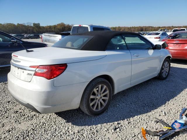 Photo 3 from auction – 2012 CHRYSLER 200 TOURIN with VIN 1C3BCBEB6CN135212