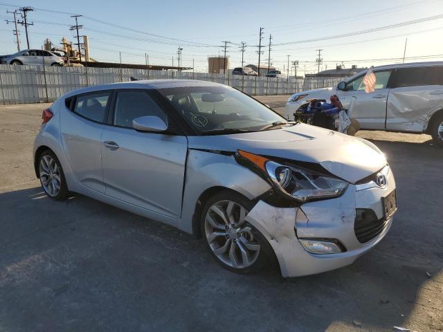 Photo 4 from auction – 2015 HYUNDAI VELOSTER with VIN KMHTC6AD1FU243192