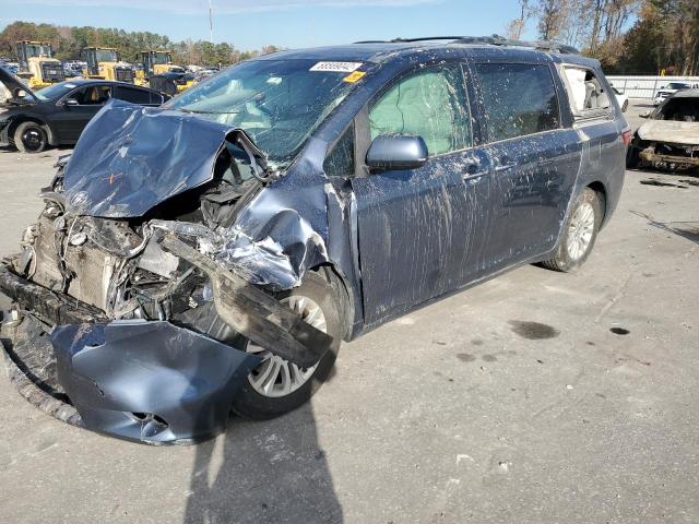 TOYOTA SIENNA XLE 2015 with VIN 5TDYK3DC6FS556936 - Photo from auction