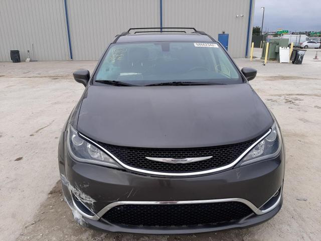 Photo 5 from auction – 2017 CHRYSLER PACIFICA T with VIN 2C4RC1BG6HR676601
