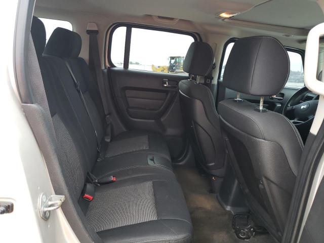 Photo 11 from auction – 2006 HUMMER H3 with VIN 5GTDN136X68324360