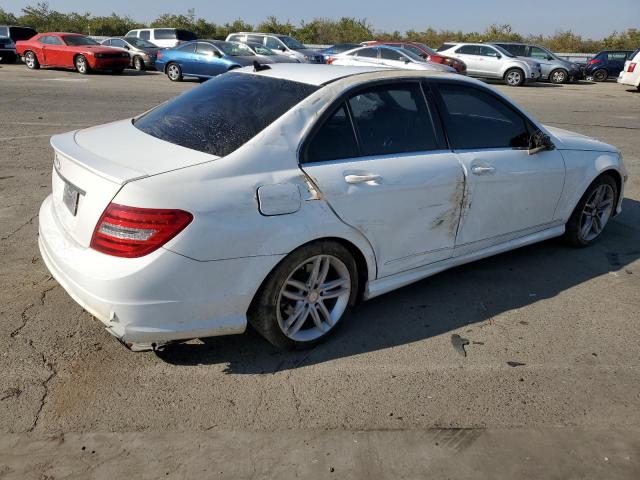Photo 3 from auction – 2013 MERCEDES-BENZ C 250 with VIN WDDGF4HBXDA856471
