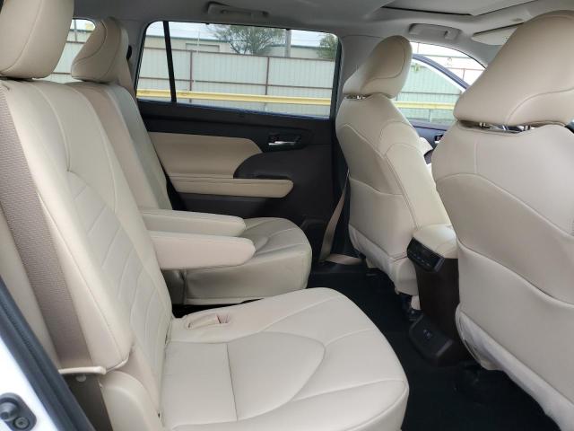 Photo 11 from auction – 2021 TOYOTA HIGHLANDER with VIN 5TDGZRAH9MS079281