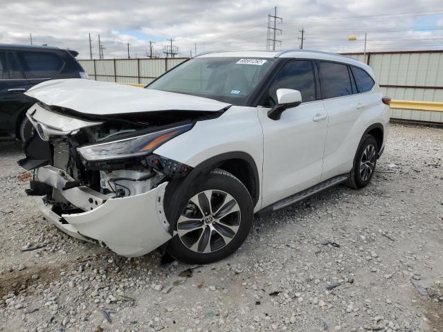 TOYOTA HIGHLANDER 2021 with VIN 5TDGZRAH9MS079281 - Photo from auction