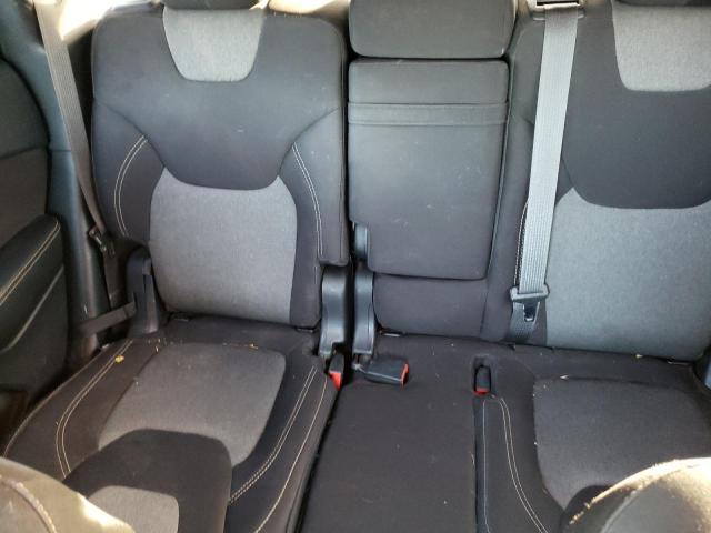 Photo 10 from auction – 2014 JEEP CHEROKEE L with VIN 1C4PJLCB3EW322498