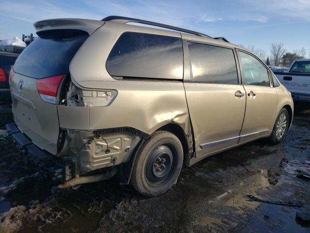 Photo 3 from auction – 2011 TOYOTA SIENNA XLE with VIN 5TDYK3DC4BS097609