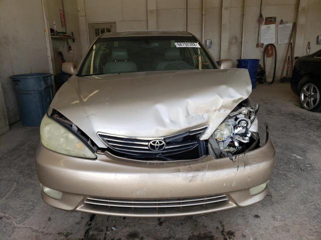 Photo 5 from auction – 2005 TOYOTA CAMRY LE with VIN 4T1BF30KX5U092269