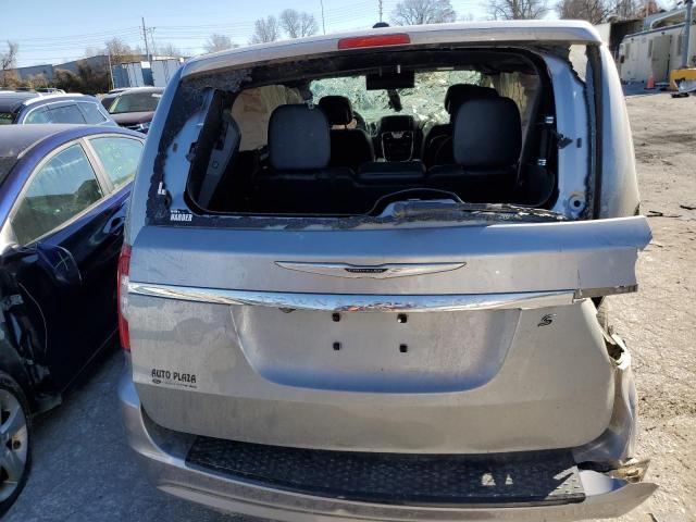 Photo 6 from auction – 2014 CHRYSLER TOWN & COU with VIN 2C4RC1HG2ER365153