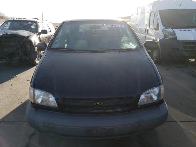 Photo 5 from auction – 2000 TOYOTA SIENNA CE with VIN 4T3ZF19C2YU225391