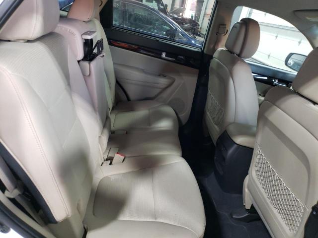 Photo 11 from auction – 2014 KIA SORENTO LX with VIN 5XYKTCA65EG522788