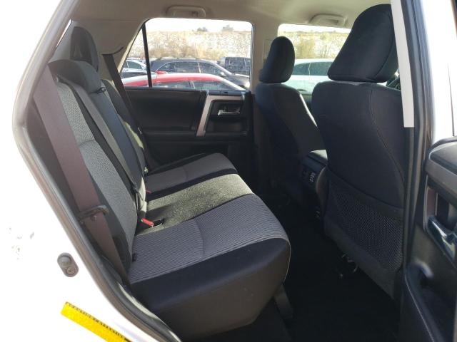 Photo 11 from auction – 2019 TOYOTA 4RUNNER SR with VIN JTEBU5JR3K5728601