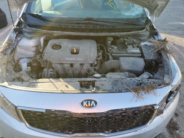 Photo 11 from auction – 2017 KIA FORTE LX with VIN 3KPFL4A77HE088732