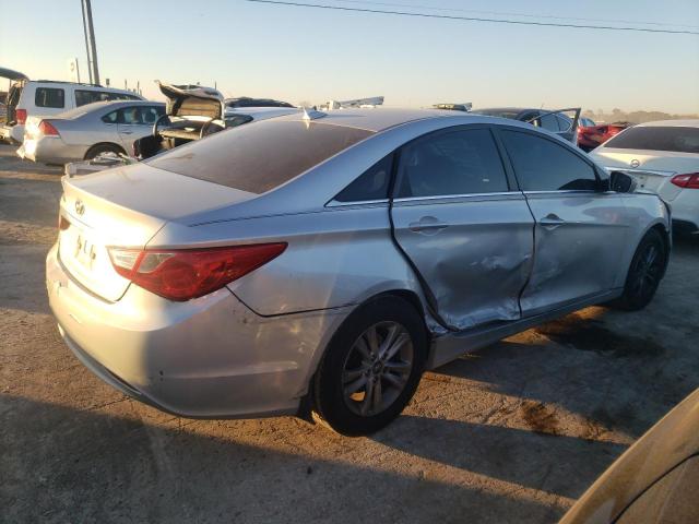 Photo 3 from auction – 2013 HYUNDAI SONATA GLS with VIN 5NPEB4AC7DH765585