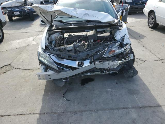 Photo 5 from auction – 2017 ACURA ILX BASE W with VIN 19UDE2F30HA013483