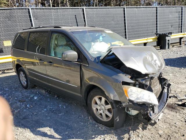 Photo 4 from auction – 2010 CHRYSLER TOWN & COU with VIN 2A4RR8DX1AR422248