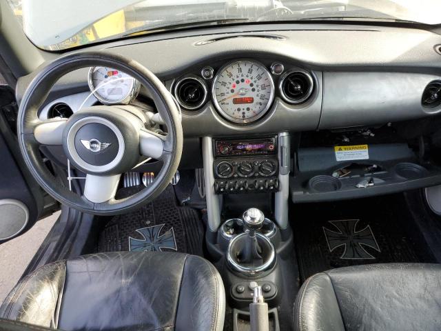Photo 8 from auction – 2005 MINI COOPER S with VIN WMWRH33415TF80977