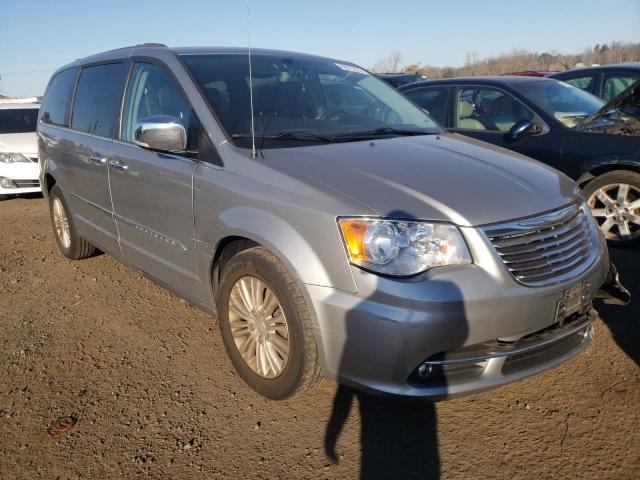 Photo 4 from auction – 2015 CHRYSLER TOWN & COU with VIN 2C4RC1CG0FR674256