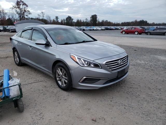 Photo 4 from auction – 2017 HYUNDAI SONATA SE with VIN 5NPE24AF4HH492136