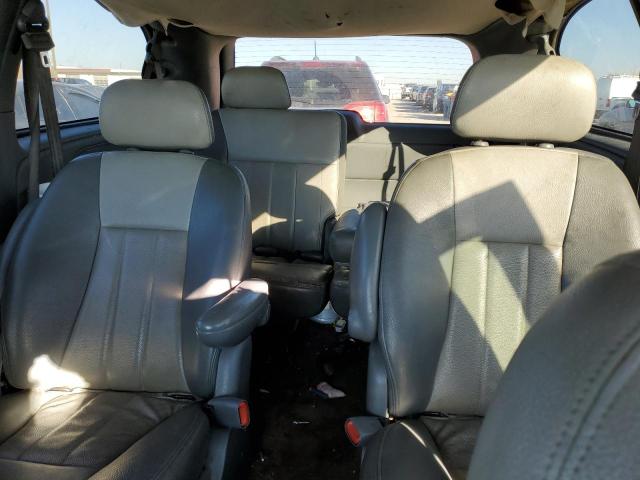 Photo 10 from auction – 2004 CHRYSLER TOWN & COU with VIN 2C4GP54L84R530028