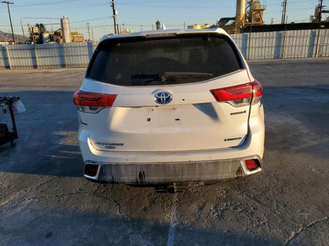 Photo 6 from auction – 2019 TOYOTA HIGHLANDER with VIN 5TDDGRFH6KS062632