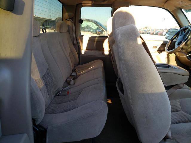 Photo 10 from auction – 2005 CHEVROLET SILVERADO with VIN 1GCEK19BX5E322536