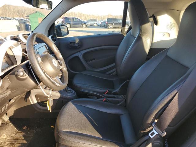 Photo 7 from auction – 2016 SMART FORTWO with VIN WMEFJ5DA1GK140159
