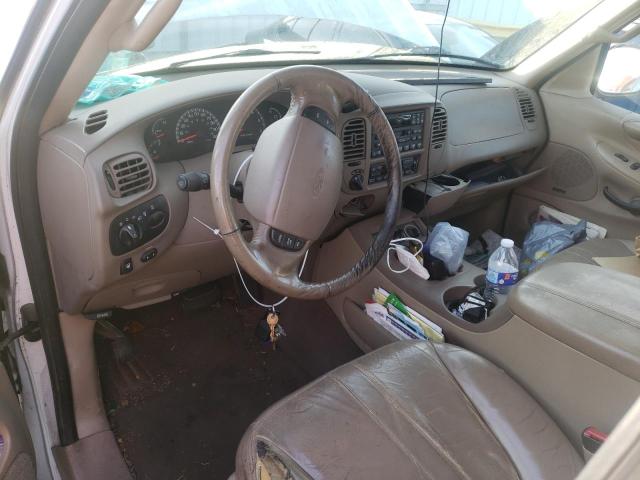 Photo 8 from auction – 2000 FORD EXPEDITION with VIN 1FMPU18L8YLA74263