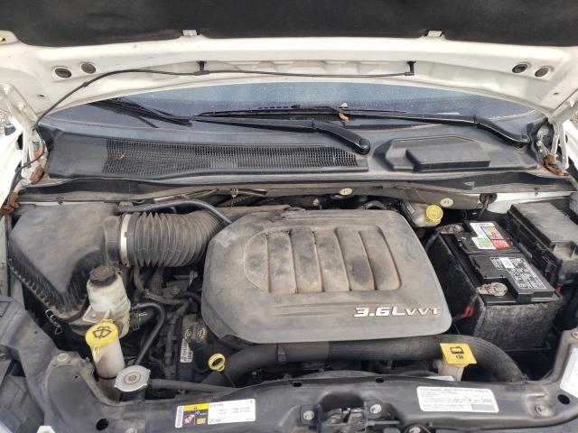 Photo 12 from auction – 2013 CHRYSLER TOWN & COU with VIN 2C4RC1BG5DR555648