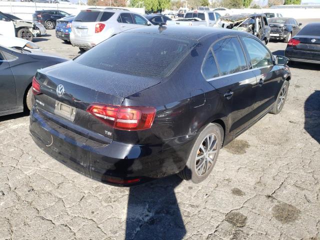 Photo 3 from auction – 2017 VOLKSWAGEN JETTA SE with VIN 3VWDB7AJ6HM406737