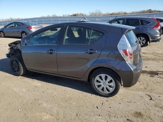 Photo 2 from auction – 2013 TOYOTA PRIUS C with VIN JTDKDTB37D1055356