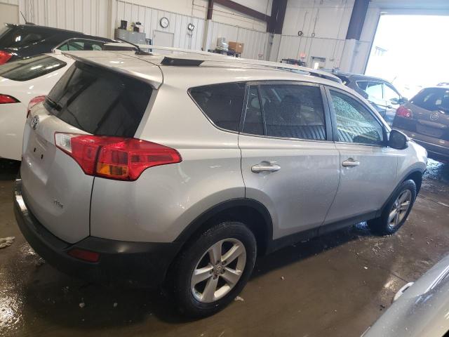 Photo 3 from auction – 2014 TOYOTA RAV4 XLE with VIN JTMWFREV0EJ018467