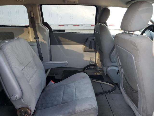 Photo 11 from auction – 2010 CHRYSLER TOWN AND C with VIN 2A4RR4DE4AR102526